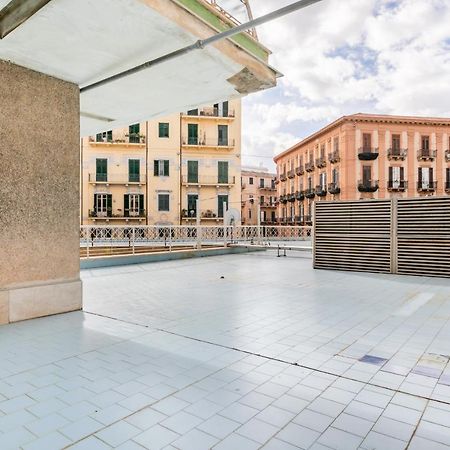 باليرمو Grattacielo Ina Apartments المظهر الخارجي الصورة