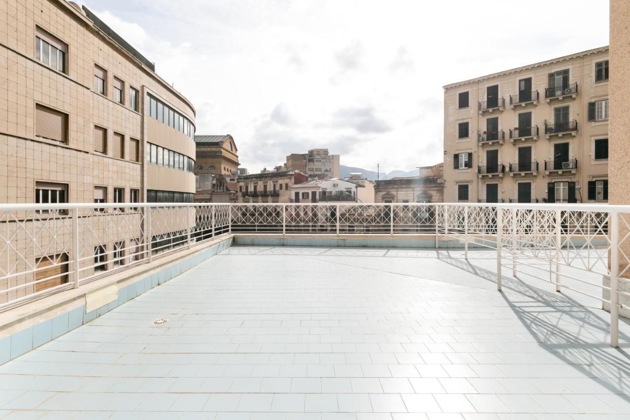باليرمو Grattacielo Ina Apartments المظهر الخارجي الصورة