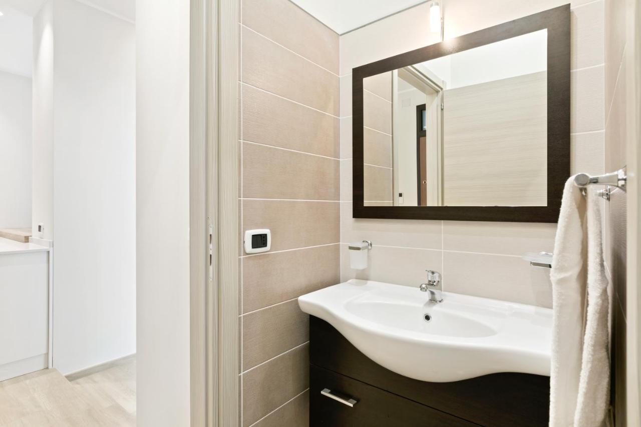 باليرمو Grattacielo Ina Apartments المظهر الخارجي الصورة