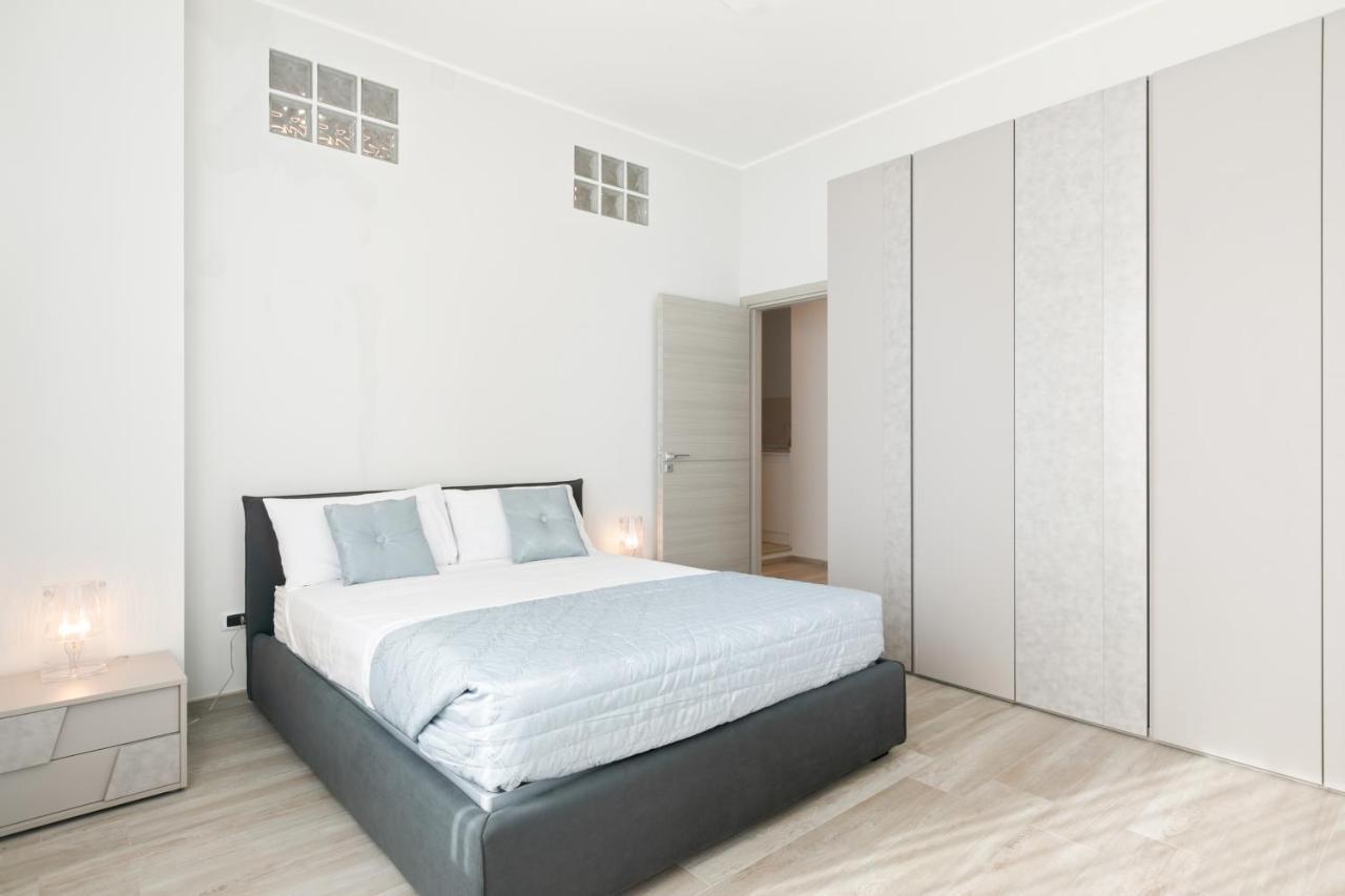 باليرمو Grattacielo Ina Apartments المظهر الخارجي الصورة